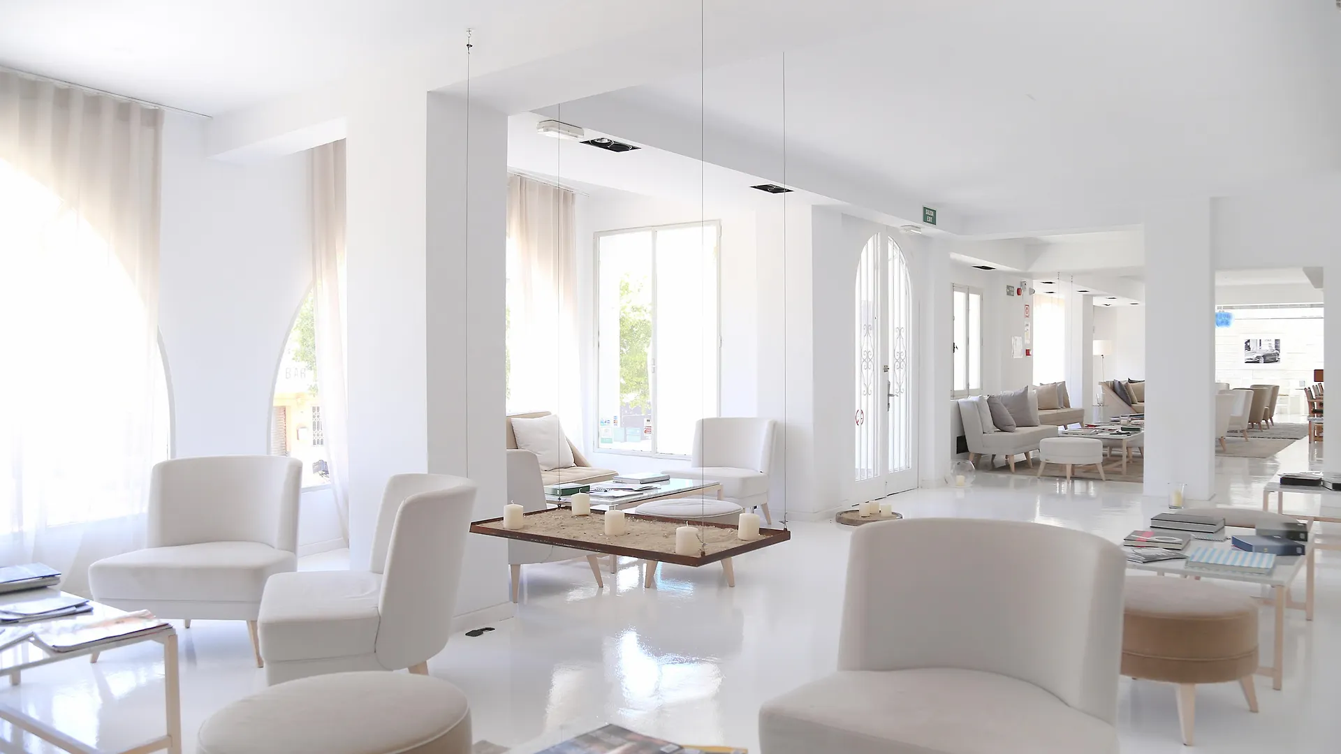 Hotel Zhero Cas Catala