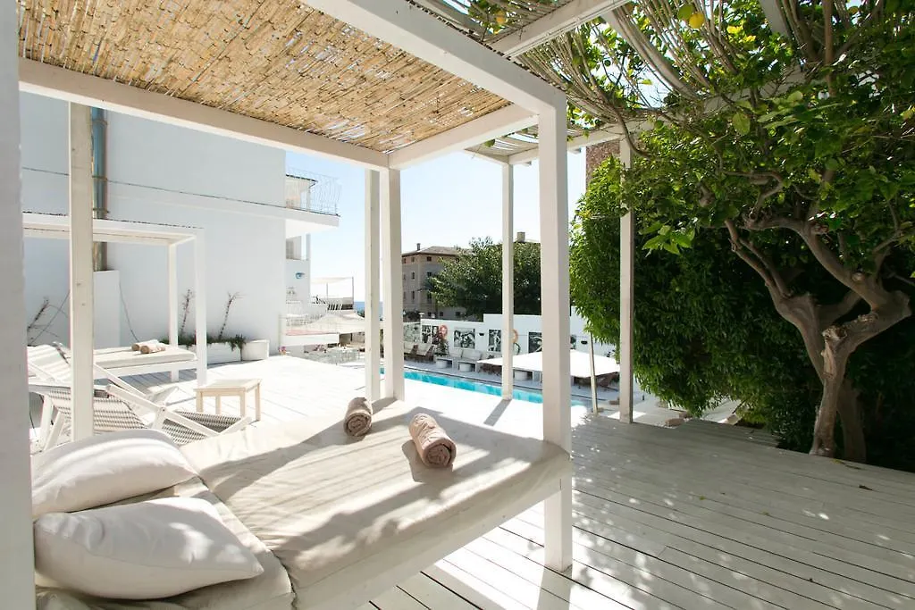 Hotel Zhero Cas Catala 4*,  Spain
