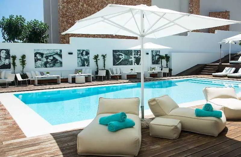 Hotel Zhero Cas Catala