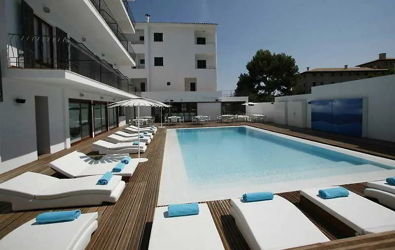 Hotel Zhero Cas Catala