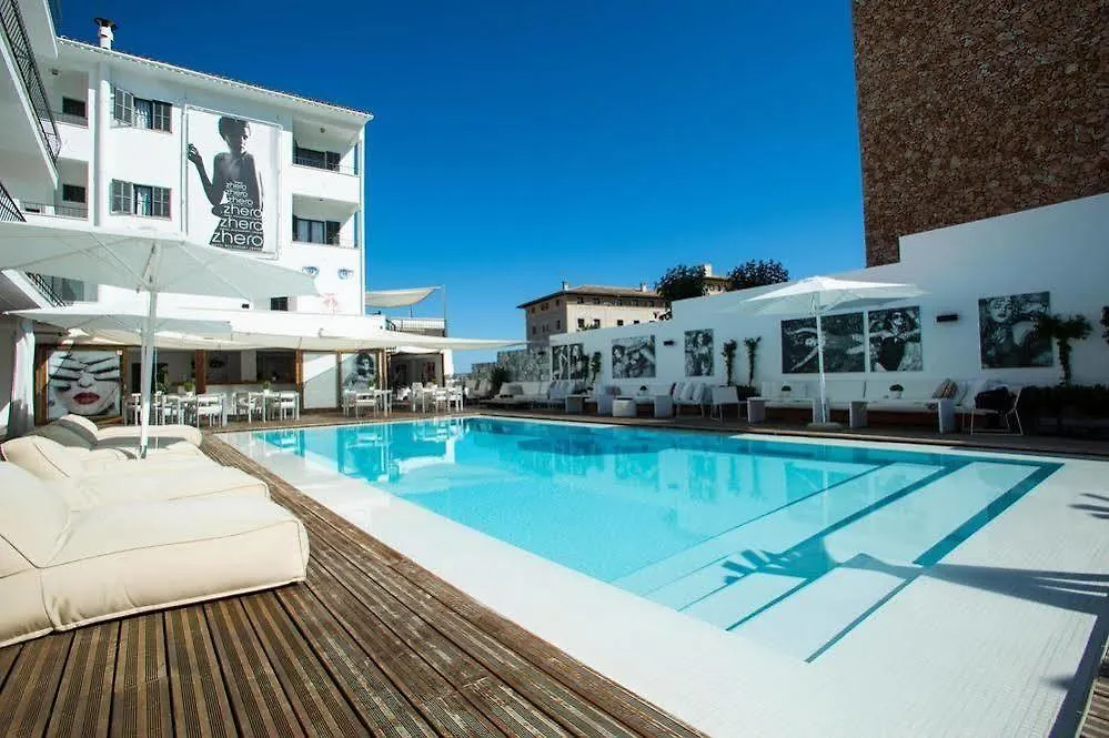 Hotel Zhero Cas Catala
