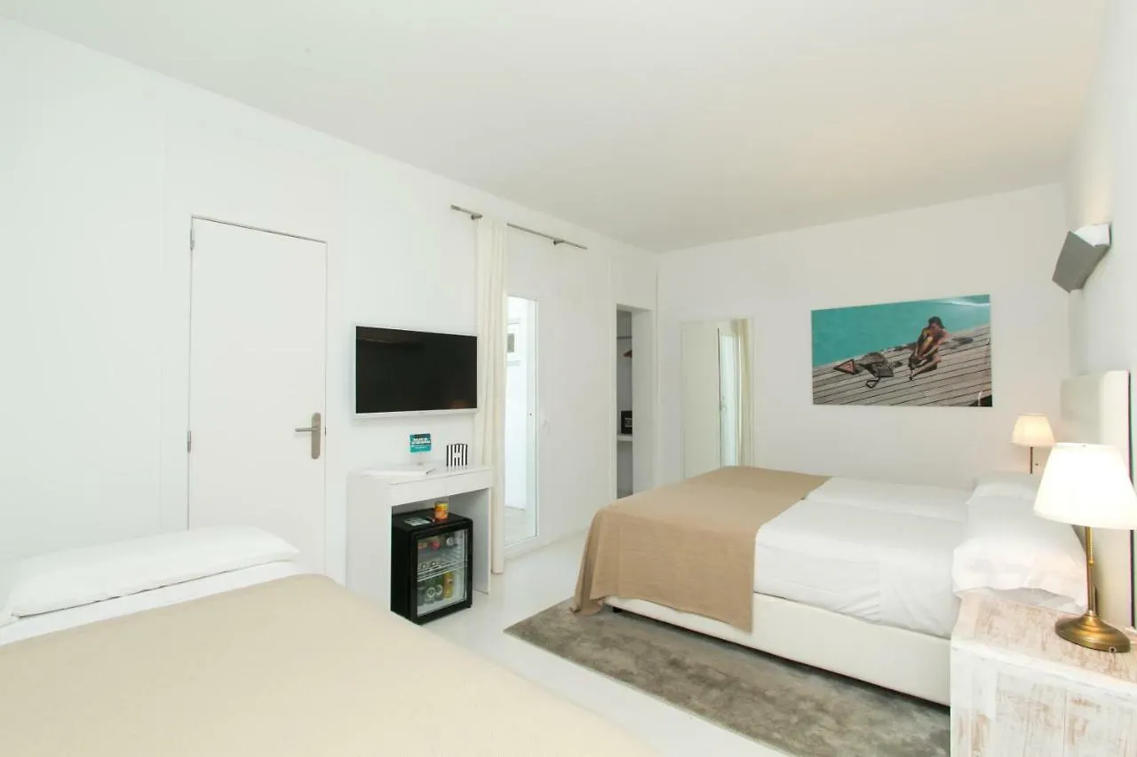 Hotel Zhero Cas Catala
