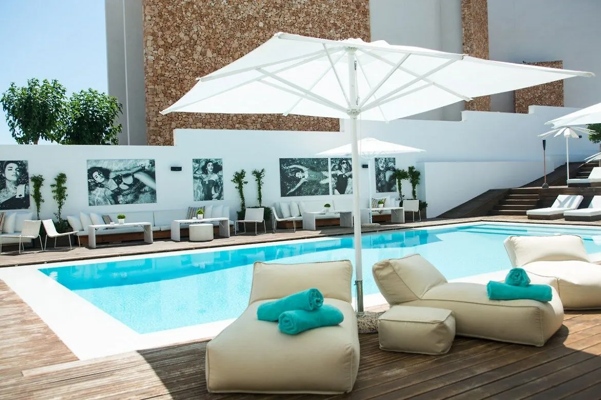 Hotel Zhero Cas Catala
